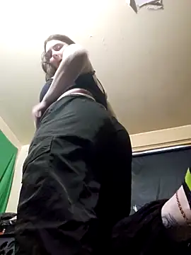 Snowbunnycake 131 online show from 09-26-25, 08:57