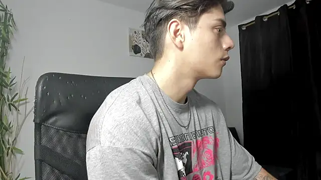 Giordano Russo online show from 12-03-24, 01:43