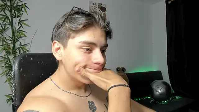 Giordano Russo online show from 01-29-25, 07:43