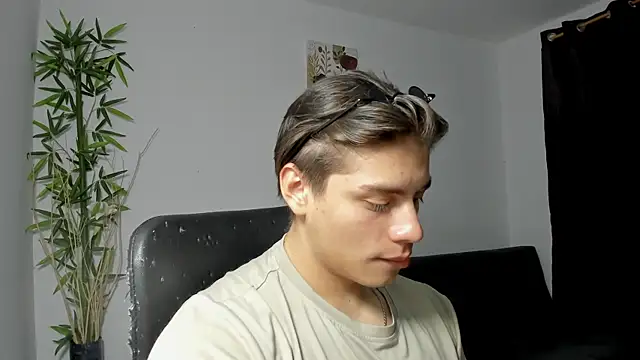 Giordano Russo online show from 02-09-25, 03:43