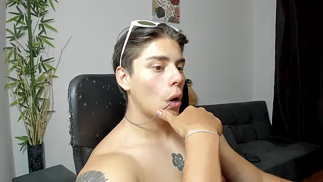 Giordano Russo online show from 02-16-25, 03:04