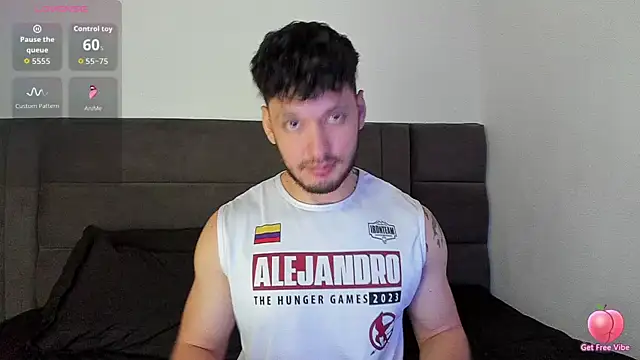 alejandro  2 online show from 11-19-25, 05:13