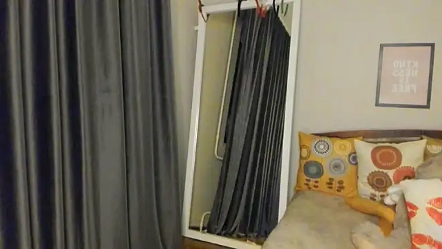 Stripchatlady online show from 02-01-26, 03:32