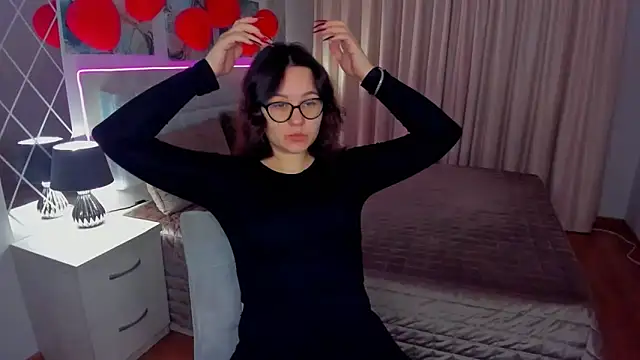 EsterLogan online show from 03-07-25, 05:29