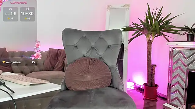 Snapshot of adonawet chatting on 02-01-25, 06:54 adonawet online show from 02-01-25, 06:54