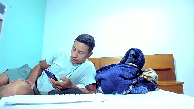 Maik James online show from 10-18-25, 08:48