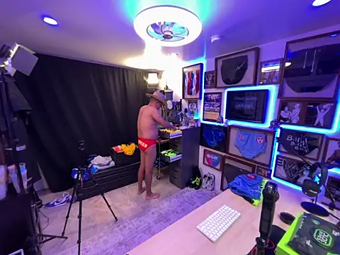 Briefs bud online show from 12-21-25, 04:41