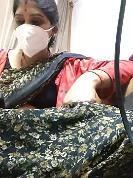 Snapshot of Your_chahat chatting on 02-12-26, 01:06 Your chahat online show from 02-12-26, 01:06