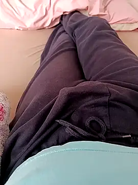 ScalicHat69 online show from 10-18-25, 01:12