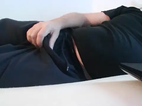 ScalicHat69 online show from 11-17-25, 07:25