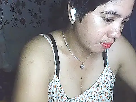 Snapshot of lovely_samxxx24 chatting on 12-08-24, 02:49 lovely samxxx24 online show from 12-08-24, 02:49