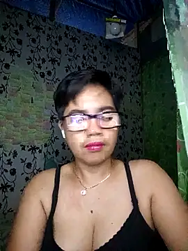 Snapshot of lovely_samxxx24 chatting on 02-16-25, 11:27 lovely samxxx24 online show from 02-16-25, 11:27