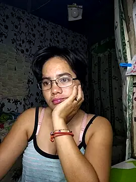 Snapshot of lovely_samxxx24 chatting on 09-17-25, 08:21 lovely samxxx24 online show from 09-17-25, 08:21