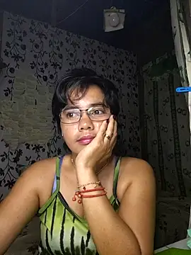 Snapshot of lovely_samxxx24 chatting on 09-21-25, 06:53 lovely samxxx24 online show from 09-21-25, 06:53