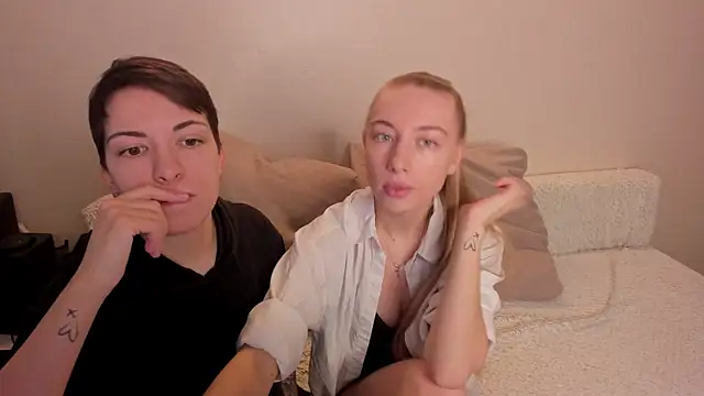 Snapshot of secret_dreams__ chatting on 12-11-24, 08:36 secret dreams   online show from 12-11-24, 08:36