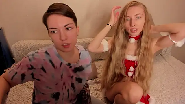 Snapshot of secret_dreams__ chatting on 12-21-24, 03:20 secret dreams   online show from 12-21-24, 03:20