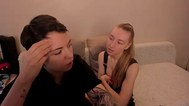 Snapshot of secret_dreams__ chatting on 02-04-25, 08:46 secret dreams   online show from 02-04-25, 08:46