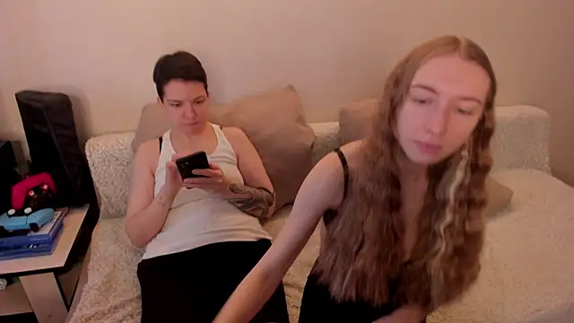 Snapshot of secret_dreams__ chatting on 02-13-25, 08:48 secret dreams   online show from 02-13-25, 08:48