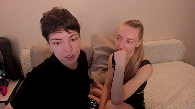 Snapshot of secret_dreams__ chatting on 03-07-25, 08:56 secret dreams   online show from 03-07-25, 08:56