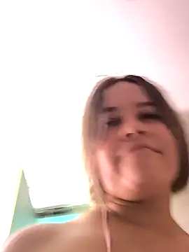 sweet lucia online show from 01-16-25, 02:51