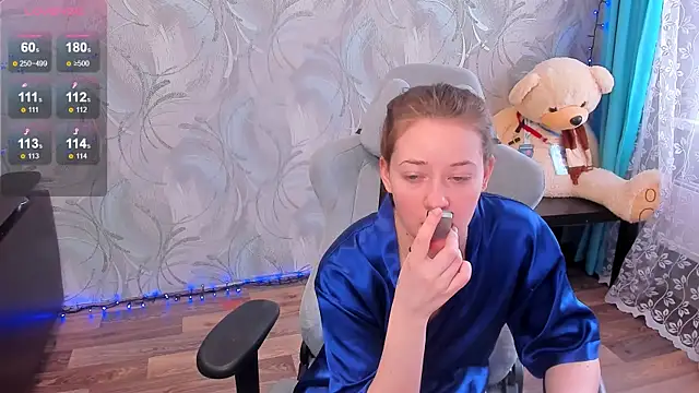 Snapshot of Kitty8meow chatting on 01-30-25, 07:29 Kitty8meow online show from 01-30-25, 07:29