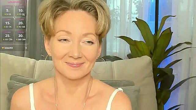 Snapshot of AkexandraFix chatting on 02-20-26, 02:06 AkexandraFix online show from 02-20-26, 02:06