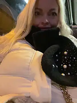 Lisavontease online show from 02-01-25, 05:37