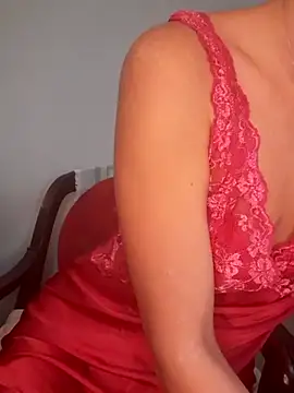 Snapshot of megan2021 chatting on 01-04-25, 01:21 megan2021 online show from 01-04-25, 01:21