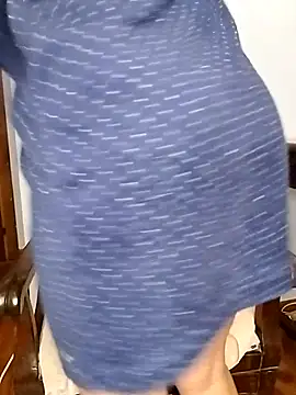 Snapshot of megan2021 chatting on 09-29-25, 07:30 megan2021 online show from 09-29-25, 07:30