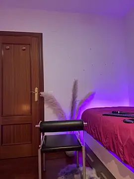 Snapshot of redheaddoll22 chatting on 03-11-25, 01:01 redheaddoll22 online show from 03-11-25, 01:01