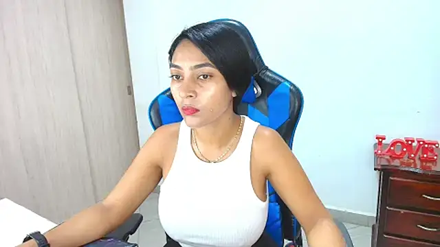 sophiax-x online show from 09-28-25, 04:12