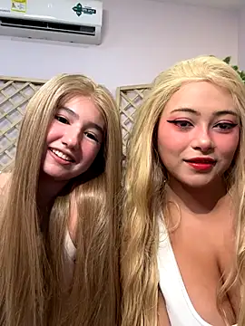 Snapshot of seraphine23 chatting on 09-24-25, 12:36 seraphine23 online show from 09-24-25, 12:36