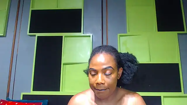 Snapshot of SexyAssDivaxxx chatting on 01-11-25, 11:12 SexyAssDivaxxx online show from 01-11-25, 11:12