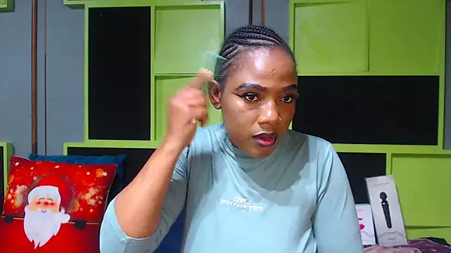 Snapshot of SexyAssDivaxxx chatting on 01-27-25, 02:02 SexyAssDivaxxx online show from 01-27-25, 02:02