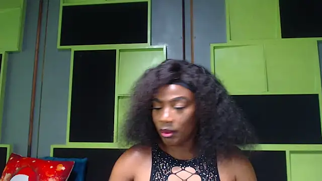 Snapshot of SexyAssDivaxxx chatting on 02-12-25, 12:12 SexyAssDivaxxx online show from 02-12-25, 12:12