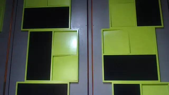 Snapshot of SexyAssDivaxxx chatting on 10-12-25, 04:33 SexyAssDivaxxx online show from 10-12-25, 04:33