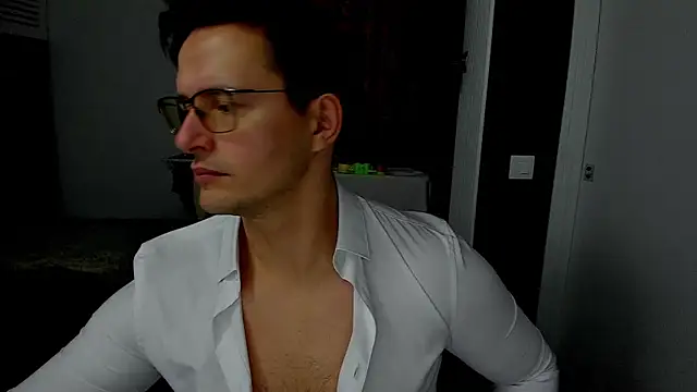 sexxymuscles4u online show from 11-25-25, 09:31