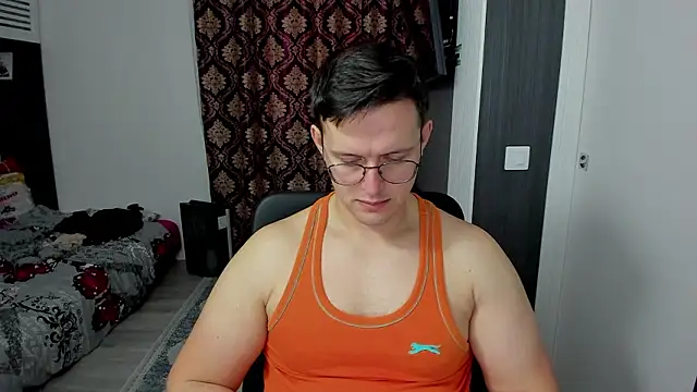 sexxymuscles4u online show from 02-27-26, 08:36