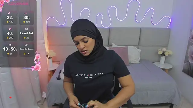 Snapshot of nashiira_ chatting on 12-03-24, 07:33 nashiira online show from 12-03-24, 07:33