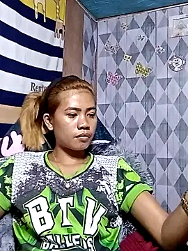 Snapshot of Cutie_body11 chatting on 12-07-24, 05:15 Cutie body11 online show from 12-07-24, 05:15