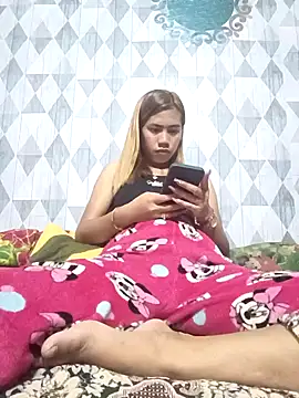 Snapshot of Cutie_body11 chatting on 12-09-24, 01:51 Cutie body11 online show from 12-09-24, 01:51