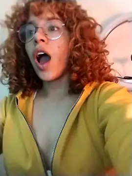 EmmaMelissa0521 online show from 10-30-25, 04:47