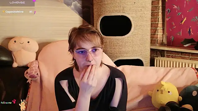 GamerGirl Eve online show from 12-03-25, 06:28