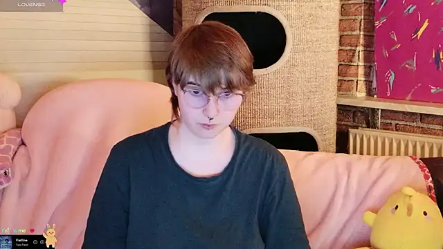 GamerGirl Eve online show from 12-16-25, 06:02