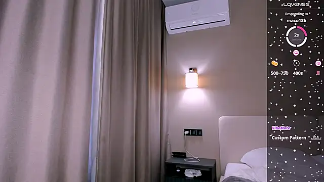 Snapshot of BondGirll chatting on 03-09-25, 11:36 BondGirll online show from 03-09-25, 11:36