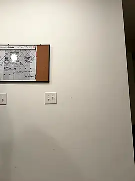 Snapshot of smokeymt420 chatting on 09-17-25, 04:58 smokeymt420 online show from 09-17-25, 04:58