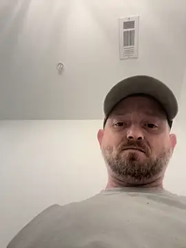 Snapshot of smokeymt420 chatting on 10-13-25, 09:37 smokeymt420 online show from 10-13-25, 09:37