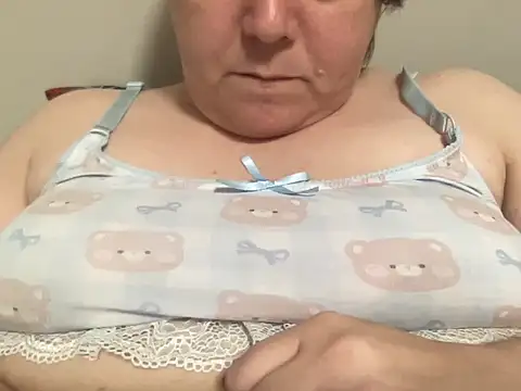 ParisNova online show from 12-14-24, 01:50