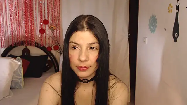 Estefani 32 online show from 10-02-25, 02:35