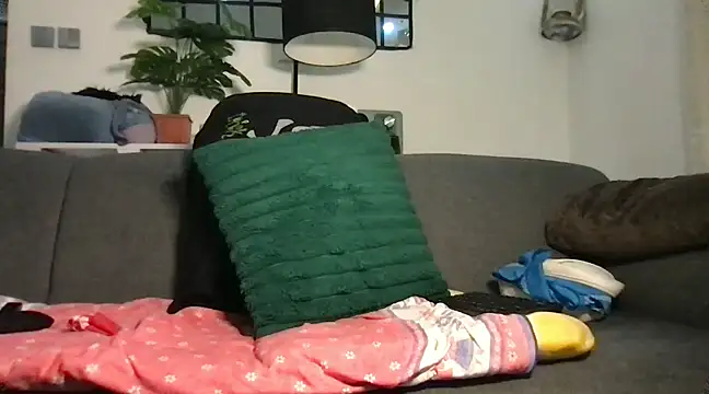 choco petite online show from 02-11-25, 06:08